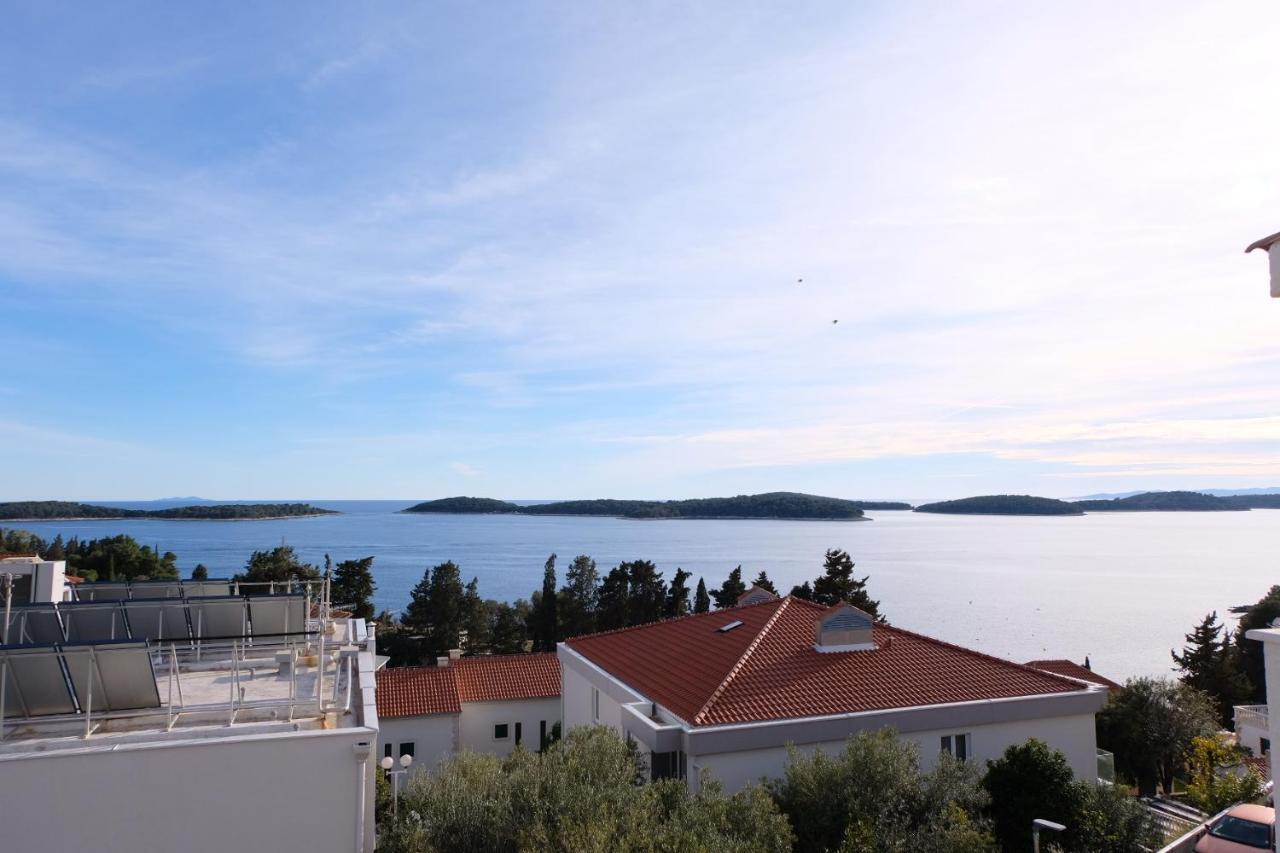 Hvar Pavicic Top View Apartments フヴァル エクステリア 写真